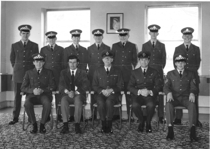 C_Flight_-_322_Entry_IPS_-_16bit_B_W-1