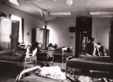 324_Entry_0005-250x175