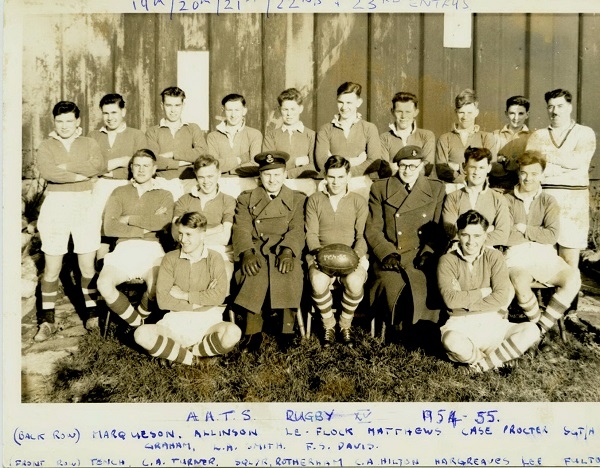 Apprentice_Athletics_Team_Hereford_1955